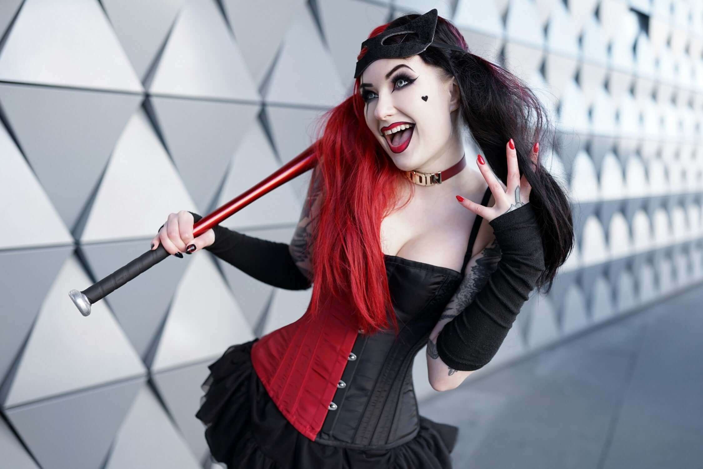 harley quinn corset dress DC Comics Harley Quinn Red & Black Quilted Bustier